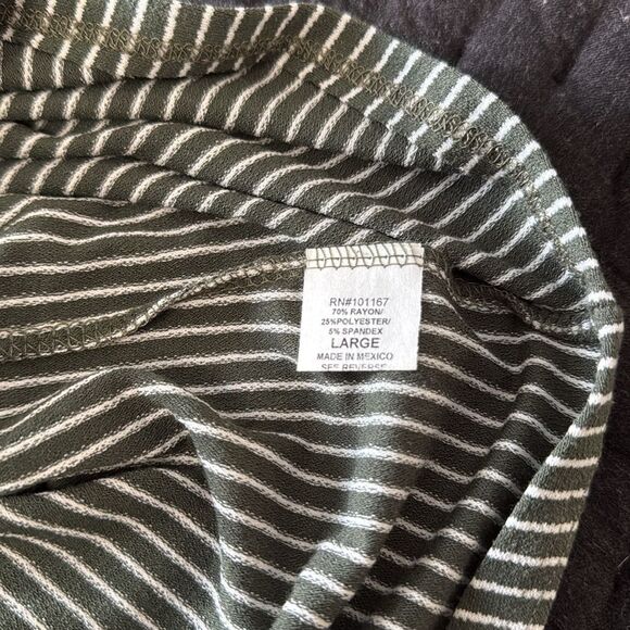 Kim & Cami Top - Picture 6 of 6